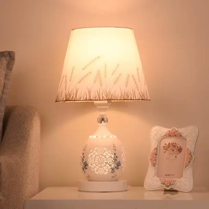 Lampe de Table en cristal de Style européen, Simple et moderne, pour chambre à coucher, chaude, roma