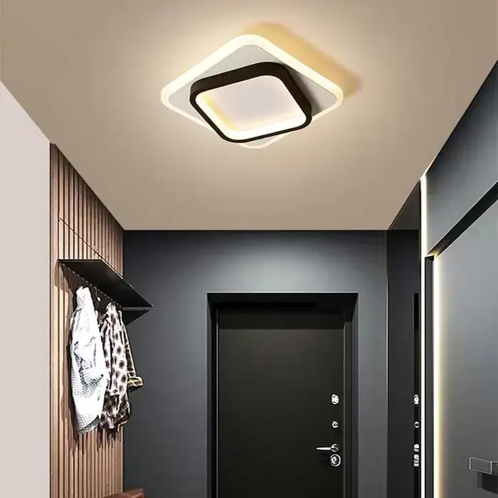 Plafonnier LED moderne pour allée