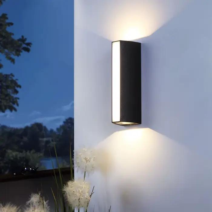 Applique murale LED imperméable en aluminium noir, conforme à la norme IP65, design moderne, éclairage d'extérieur, idéal pour une villa, un jardin ou une véranda, 4W, 110/220V