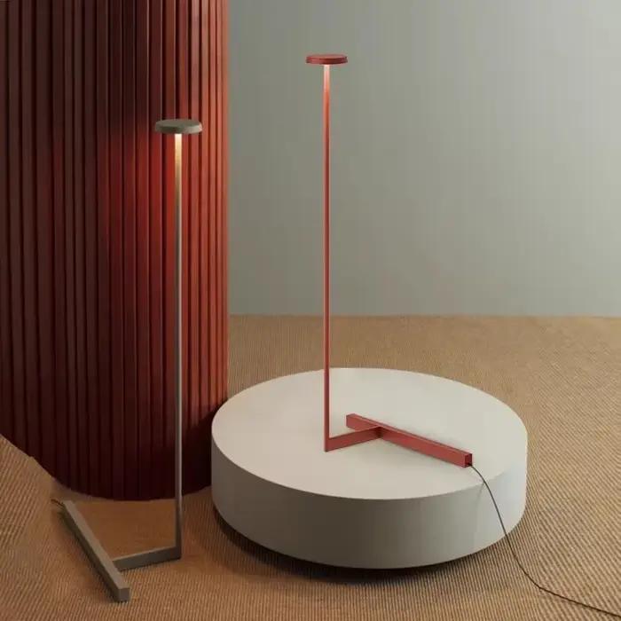 Lampe LED autoportante au design minimaliste moderne
