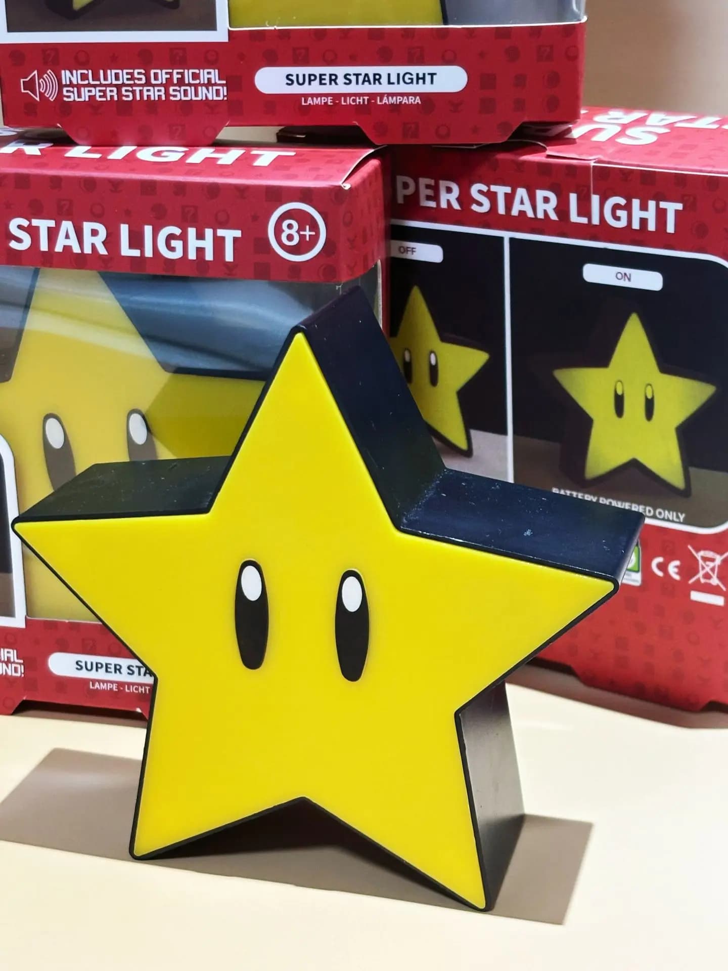 Nouvelle Lampe de Nuit LED Musicale 2026 Super Star Light avec Figurine de Dessin Animé, Recharge US