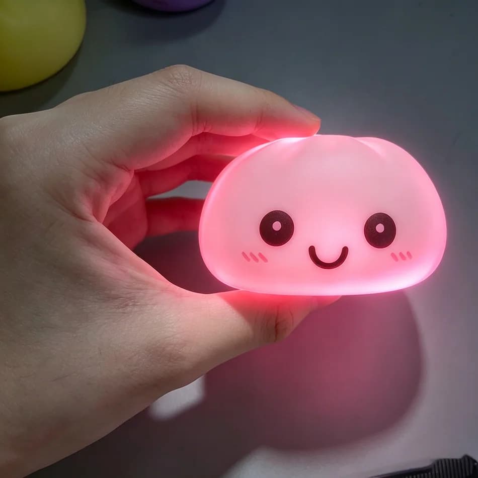 Veilleuse LED esthétique en forme de boulette, jouet souple en silicone, ornement alimentaire lumine