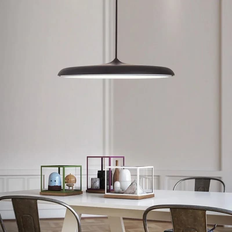 Lampe LED Suspendue en Métal UFO, Design Artistique Moderne, Suspension Ronde d'Nik, Lampe Nordique