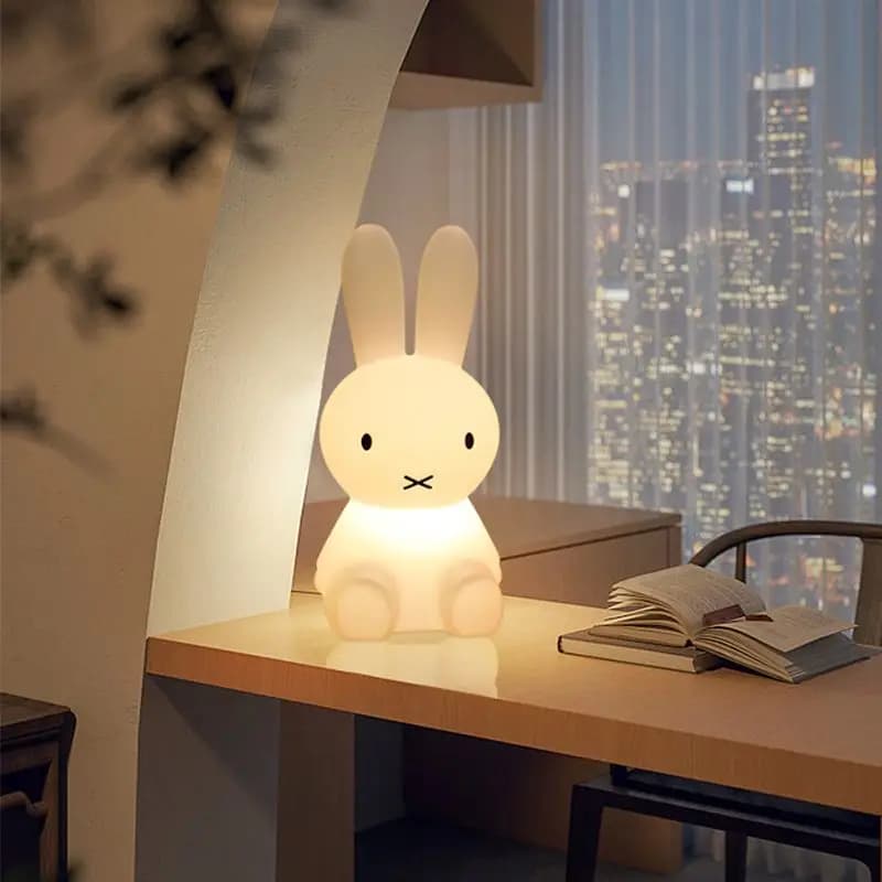 Lampe d'ambiance de chambre à coucher télécommandée Miffy Kawaii colorée de 28 cm, veilleuse de dess