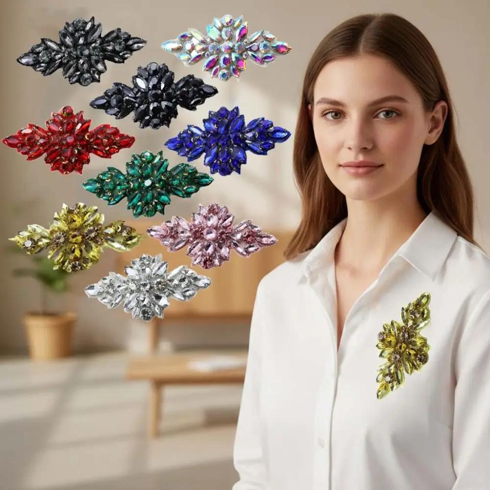 Applique de fleur à dos plat en strass scintillants et sequins, multifonctionnelle, thermocollante, pour la décoration de vêtements DIY et de robes de mariée