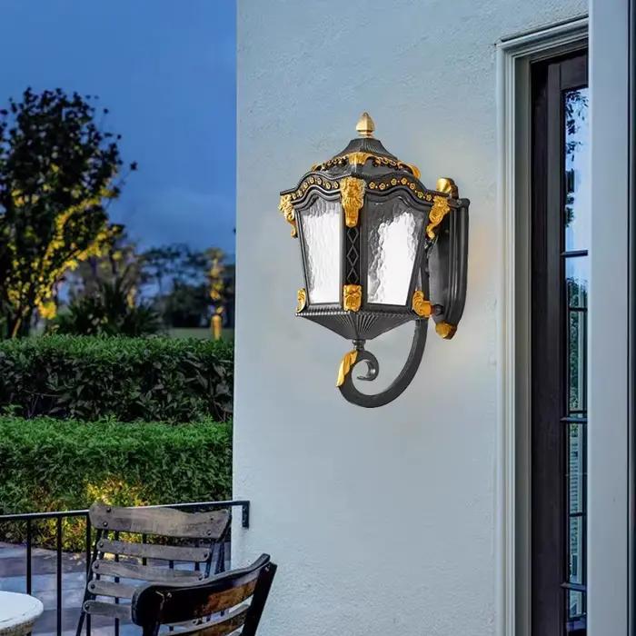 Applique murale LED carrée d'extérieur en forme de Lion, verre en aluminium moulé, cuivre brossé, luminaire pour la décoration de la maison