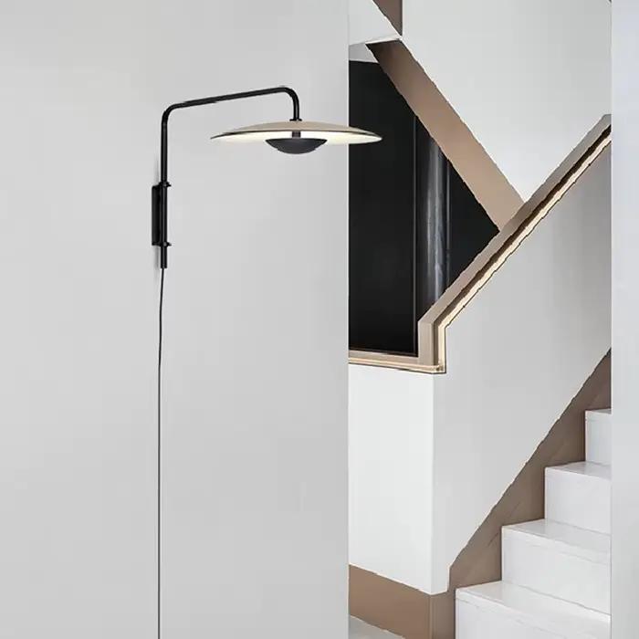 Applique Murale Ajustable, Luminaire Décoratif d'Nik, Idéal pour une Chambre à Coucher, un Salon, un Loft ou un Bureau