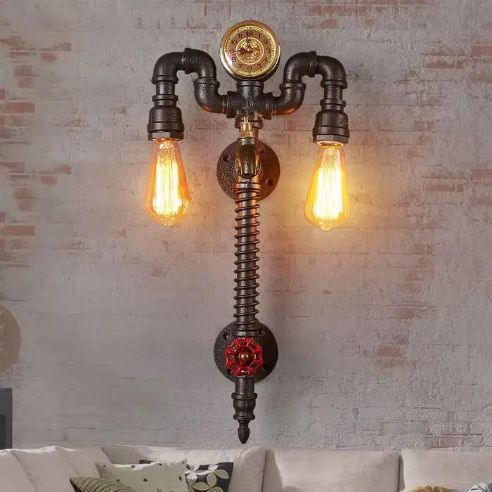 Applique murale industrielle avec horloge vintage, lampe murale rétro en fer pour bar, café, couloir, éclairage décoratif
