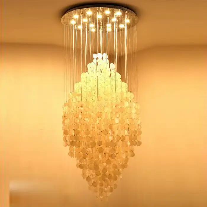 Lustre Coquille Moderne 2023 pour Hall et Salon de Grande Villa