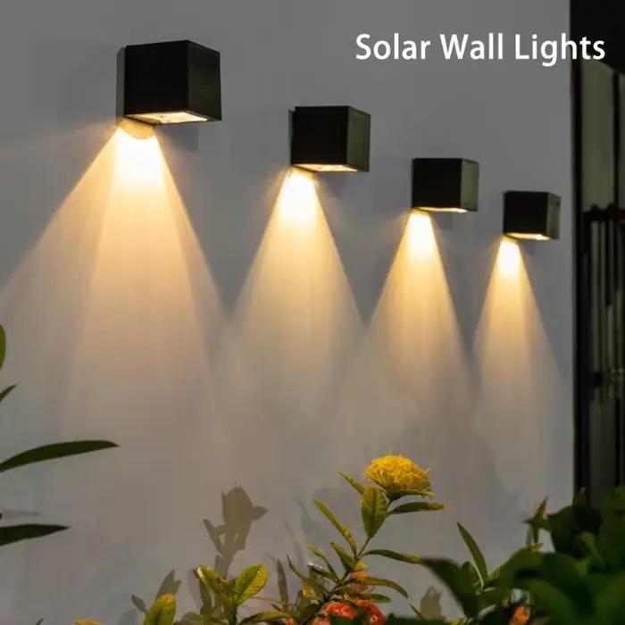 Lampe solaire extérieure carrée émettant bleu ou rose pour éclairer et décorer jardin clôture entrée occasions spéciales