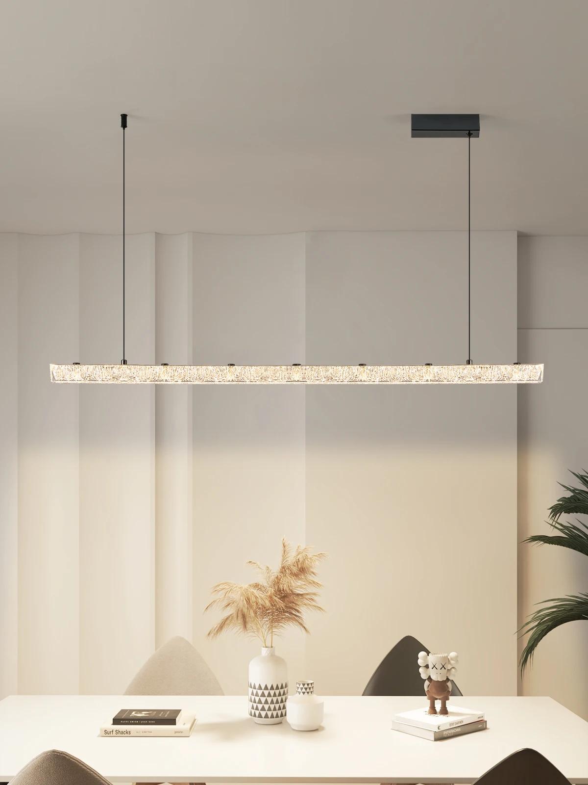 Lustre de restaurant minimaliste moderne modèle de créateur 2025, nouvelle lampe de bar à longue bande, lampes de cuisine, lampes de table à manger